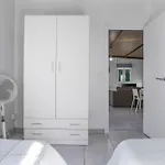 El Encanto De * רונדה